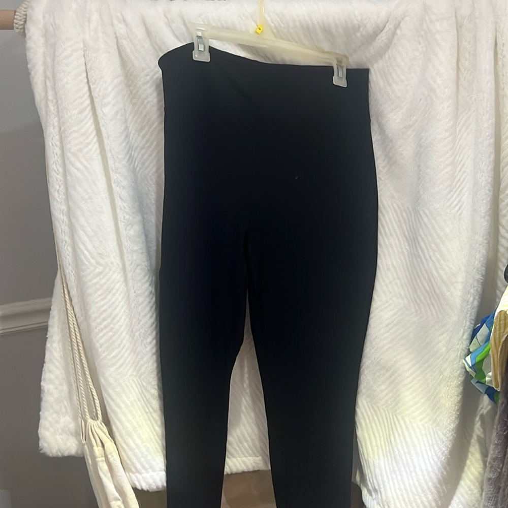 Kendall & Kylie leggings